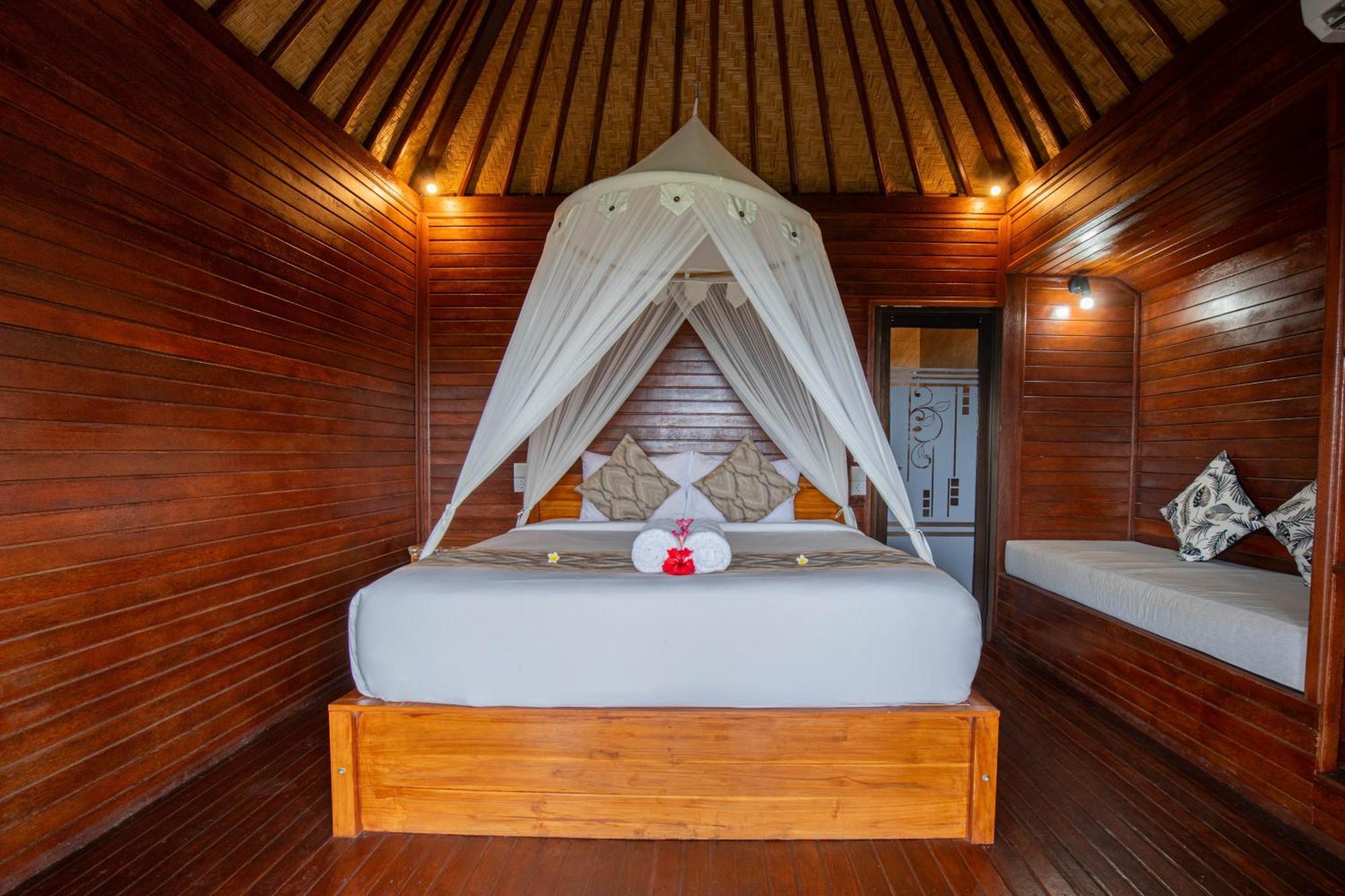 Blue Lagoon Secret Villas Lembongan Exterior foto