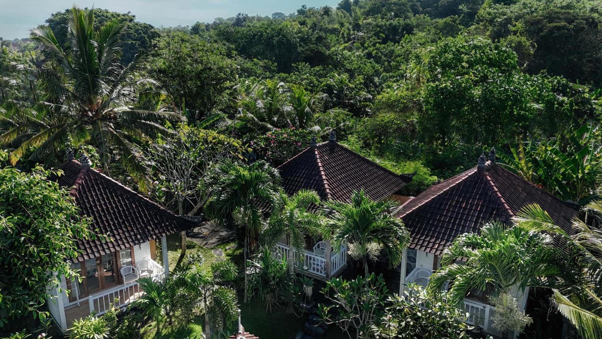 Blue Lagoon Secret Villas Lembongan Exterior foto
